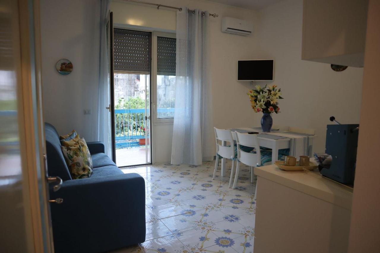 Mary'S Apartment Maiori Ngoại thất bức ảnh